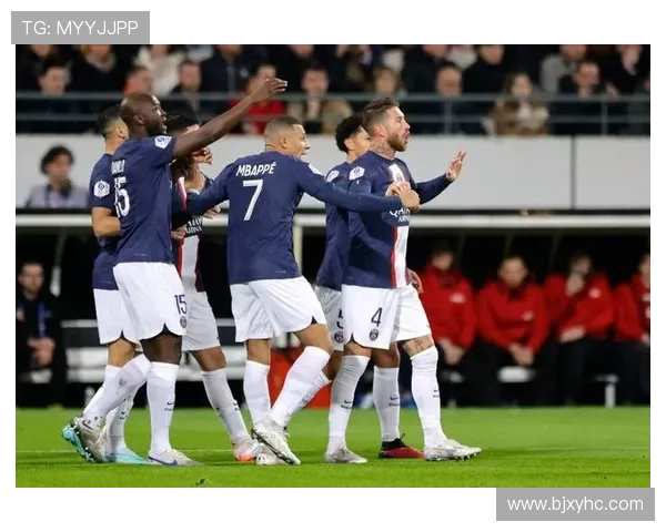 皇社主场上座前五场对阵毕包 巴黎之战居首