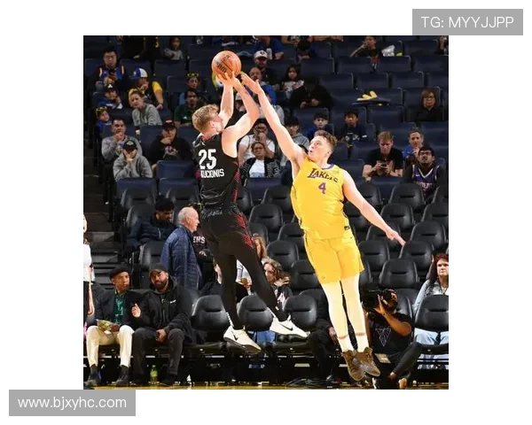 [NBA]莫兰特单打文森特 转身跳投稳稳命中.