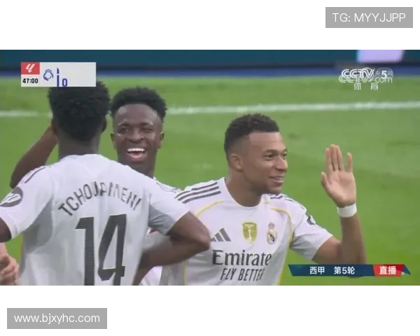 维尼修斯晒与贝林厄姆、姆巴佩、罗德里戈合照：神奇四侠